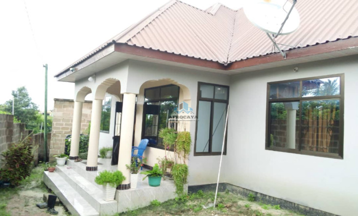 HOUSE FOR SALE-KIMARA SUKA